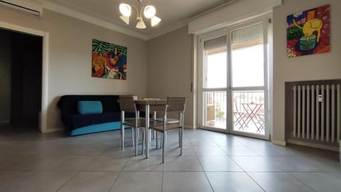 CASA MATISSE Apartment in Parma