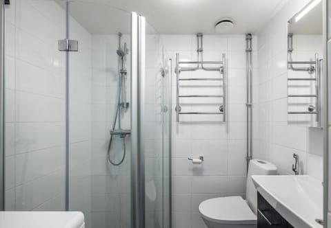 Puotilan Rose Apartment in Helsinki