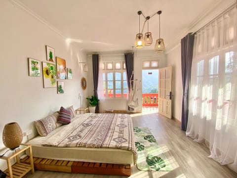 Bed, Photo of the whole room