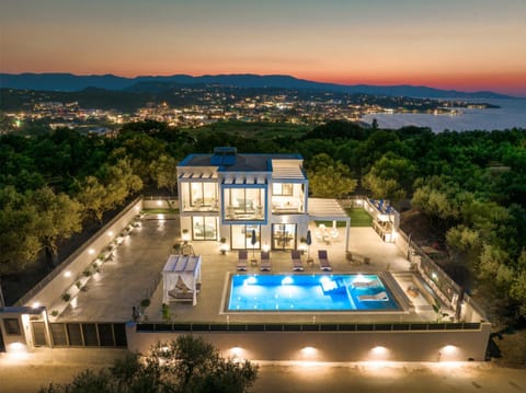 Property building, Night, Natural landscape, Bird's eye view, Mountain view, Pool view, Sea view, Swimming pool, sunbed