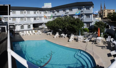 Swimming pool, Swimming pool