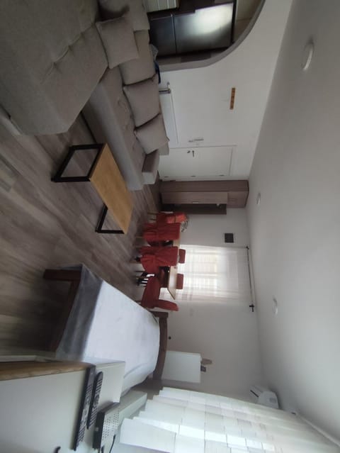 Lane Apartmani Apartment in Novi Sad