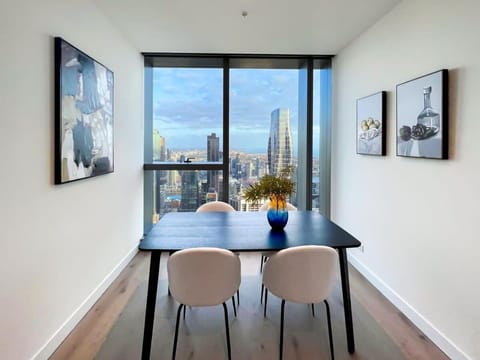 Dining area, City view