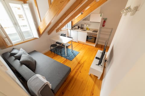 TV and multimedia, Kitchen or kitchenette, Living room, Dining area