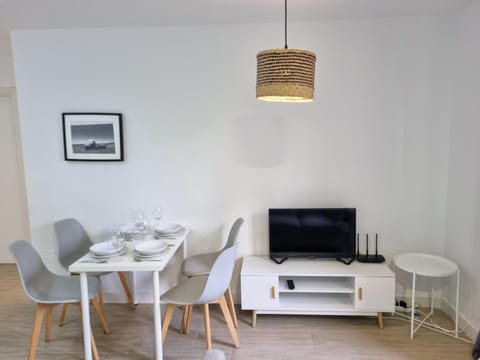 TV and multimedia, Dining area