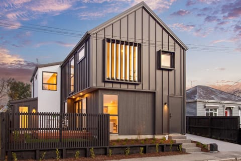 Property building, Facade/entrance
