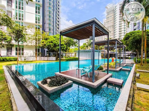 Pool view, Swimming pool, sunbed