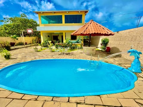 Property building, Patio, Day, Garden, Garden view, Pool view, Swimming pool, sunbed