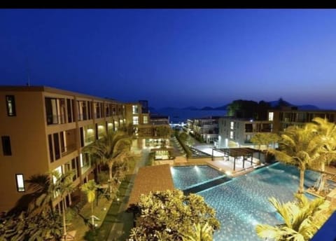 Property building, Night, Pool view, Swimming pool, sunbed