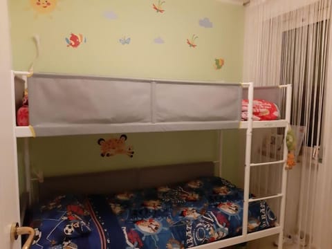 Bed, Bedroom, bunk bed