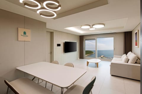 Living room, Sea view