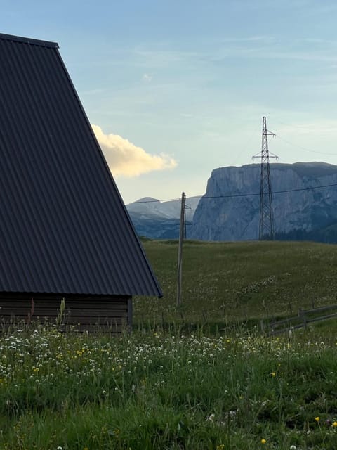 Red Rock House in Montenegro