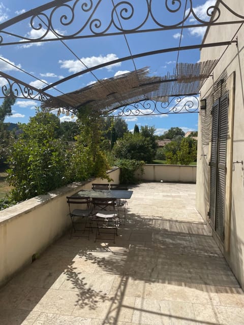 Appartement dans bastide à Saint Rémy de Provence House in Saint-Remy-de-Provence