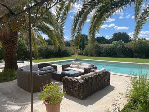 Appartement dans bastide à Saint Rémy de Provence House in Saint-Remy-de-Provence