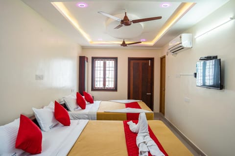Bed, Photo of the whole room