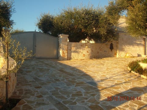 Trullo Montetrecarlini House in Province of Taranto