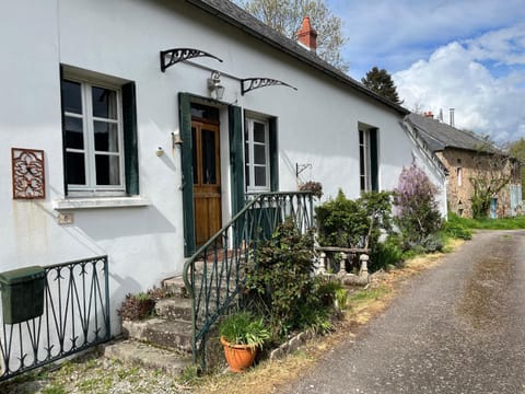 Property building, Spring