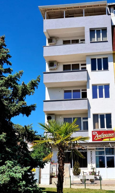 Family Hotel Ambrozia Bed and Breakfast in Blagoevgrad Province