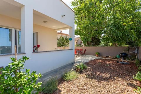 Modern holiday house near beach House in Fažana