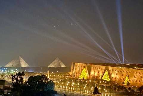 Nearby landmark, Night, Landmark view