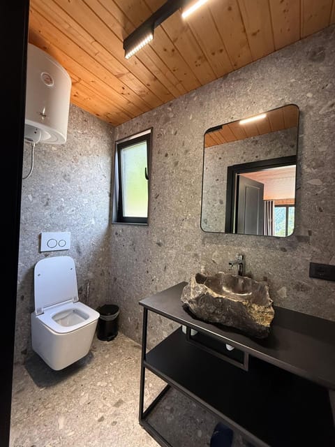 Villa Ujëvara e vogël Villa in Montenegro