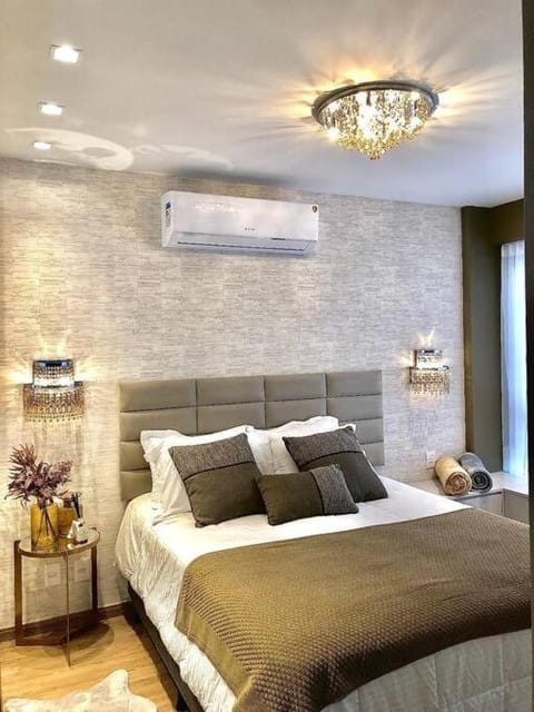 Bed, Living room, Photo of the whole room, Bedroom