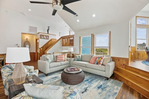 Maxximum Views House in Corolla