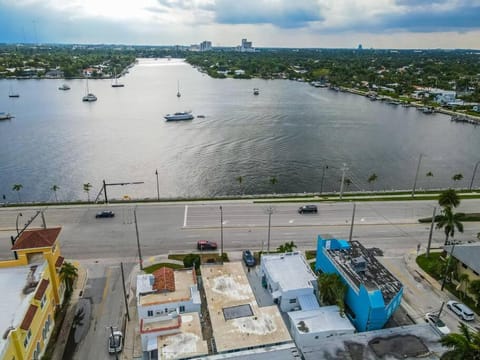 Lovely Studio Walking Distance To Ocean - Suite 5 Apartment in Hollywood Beach