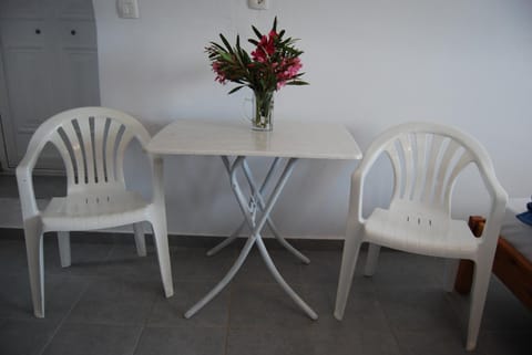 Apollo Rooms Bed and Breakfast in Perissa