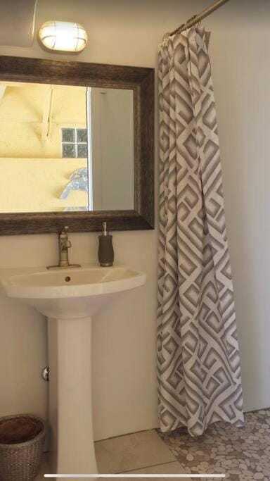 Boot Key Harbor Penthouse Apartment in Marathon