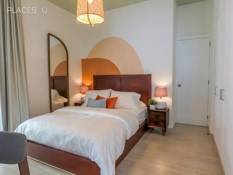 Bed, Photo of the whole room
