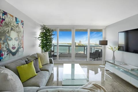 TV and multimedia, Balcony/Terrace, Living room, Sea view