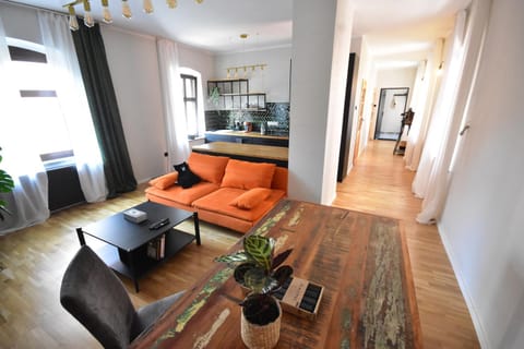Kitchen or kitchenette, Living room, Seating area
