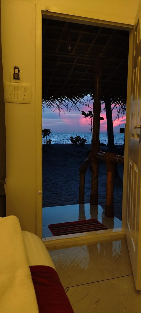 View (from property/room), Sea view, Sunset