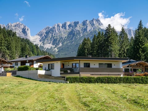 Property building, Day, Natural landscape, Mountain view