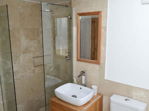 Mellow Cottage just a short walk to the beach House in Perranporth