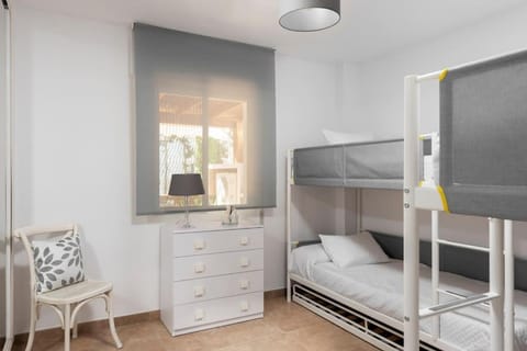 Nice 3 Bedroom Apartment, next to the beach, with pool Apartment in Marbella