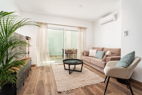 Balcony/Terrace, Living room, Seating area