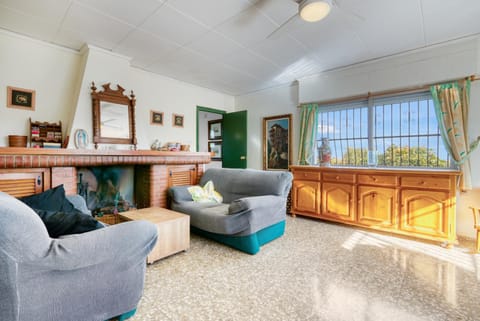 La Pedrera Country House in Safor