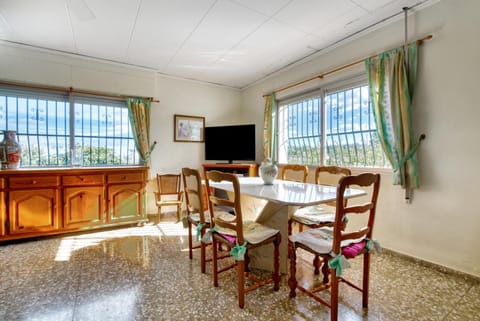 La Pedrera Country House in Safor