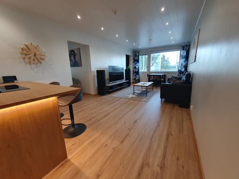 TV and multimedia, Seating area