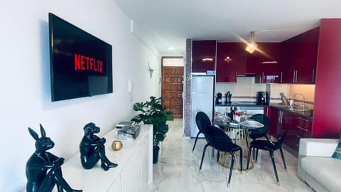 TV and multimedia, Kitchen or kitchenette