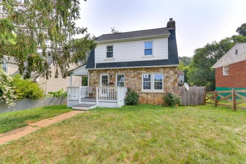 Chic Front Royal Retreat Near Shenandoah River! House in Front Royal