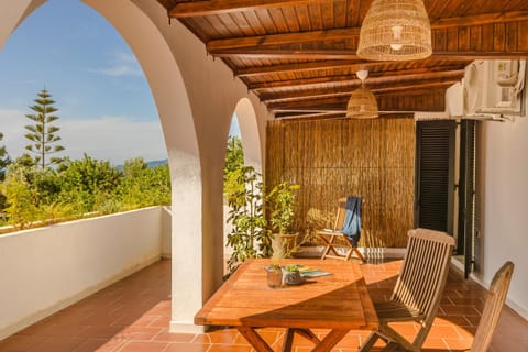 View (from property/room), Balcony/Terrace