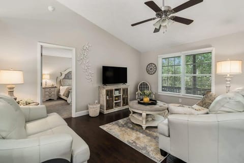 Burgess Falls bungalow minutes from Cookeville House in Tennessee