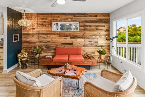 View (from property/room), Living room, Seating area