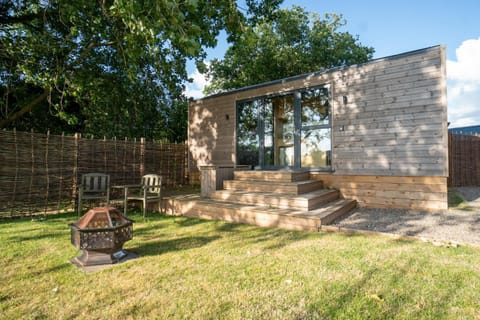 Property building, Garden view