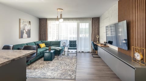 TV and multimedia, Balcony/Terrace, Kitchen or kitchenette, Living room, Seating area, Evening entertainment, Supermarket/grocery shop, Parking, hair dresser, internet, internet, air conditioner, air conditioner