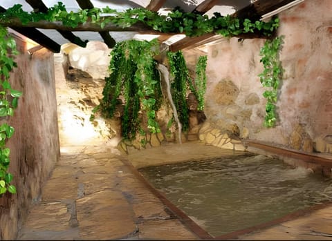 Hot Tub, Hot Tub