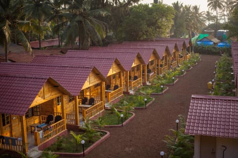 Property building, Natural landscape, Garden